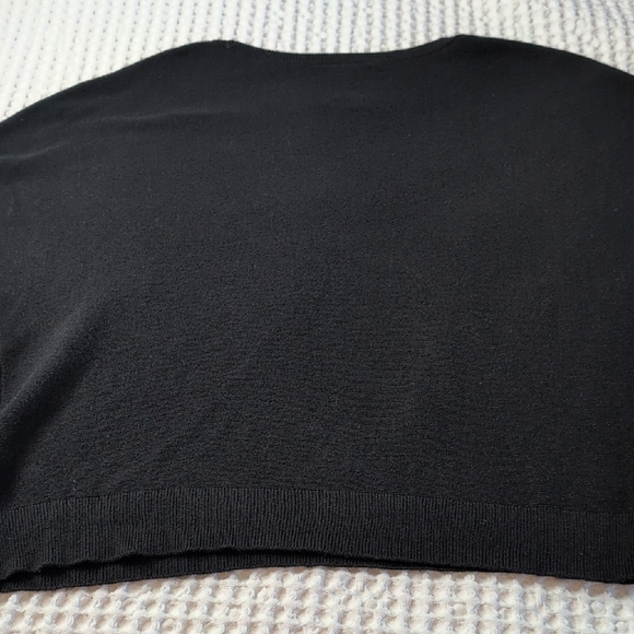 Quince Black Knit Sweater - Picture 7 of 9